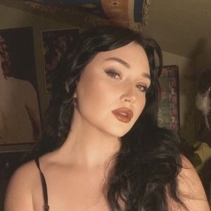 Meet your Posher, Cay